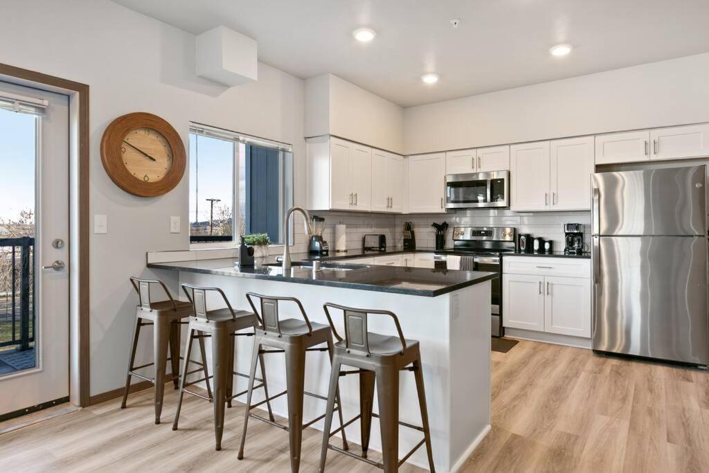 Brand New 2 Bd 2 Bth Near Dt And Perry District Apartment Spokane Luaran gambar