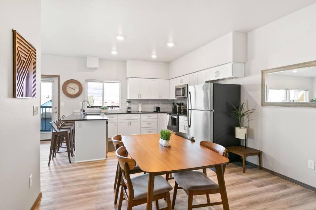 Brand New 2 Bd 2 Bth Near Dt And Perry District Apartment Spokane Luaran gambar