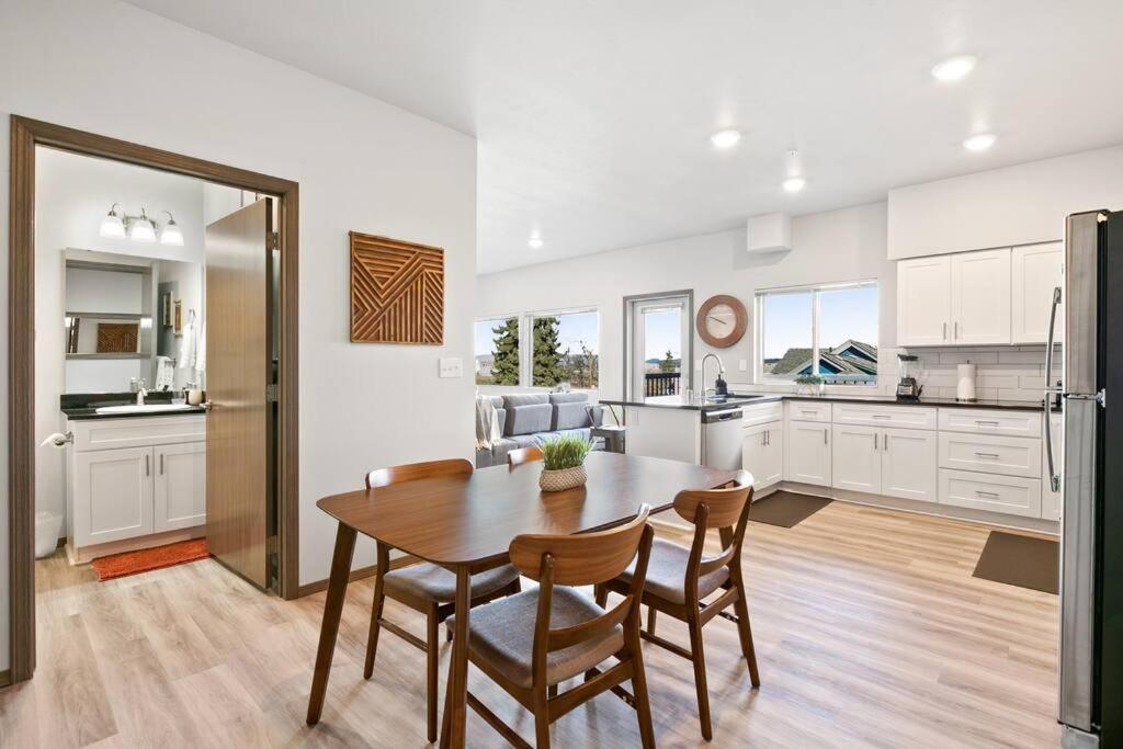 Brand New 2 Bd 2 Bth Near Dt And Perry District Apartment Spokane Luaran gambar